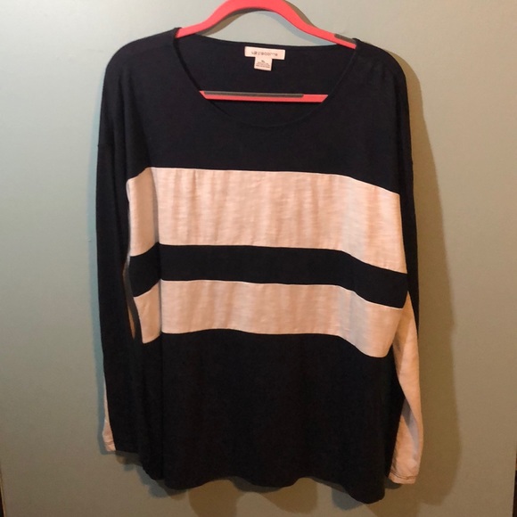 Liz Claiborne Tops - Liz Claiborne top